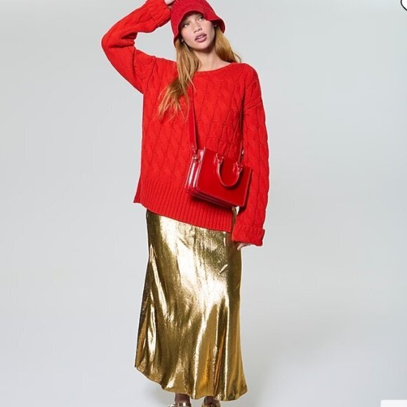 J.Crew Cotton Cable-Knit Side-Slit Crewneck Sweater - Picture 4 of 6